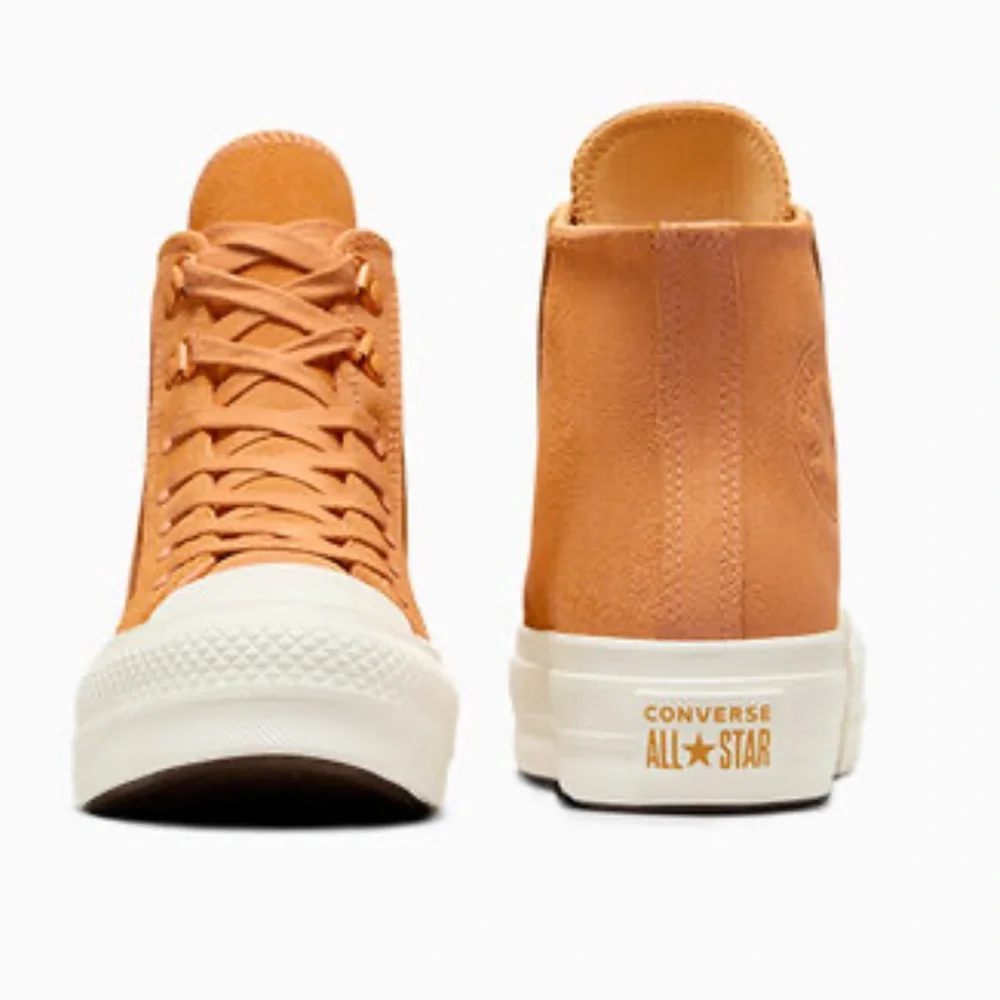 NWT converse Chuck Taylor All Star Lift Platform Suede Tiger MothTawny OwlEgret